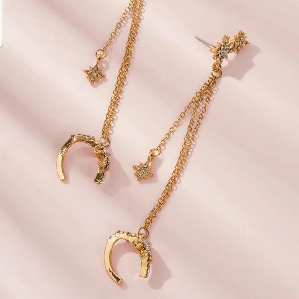 *Parker* Cuff and Chain Earrings - Picture 5 of 6